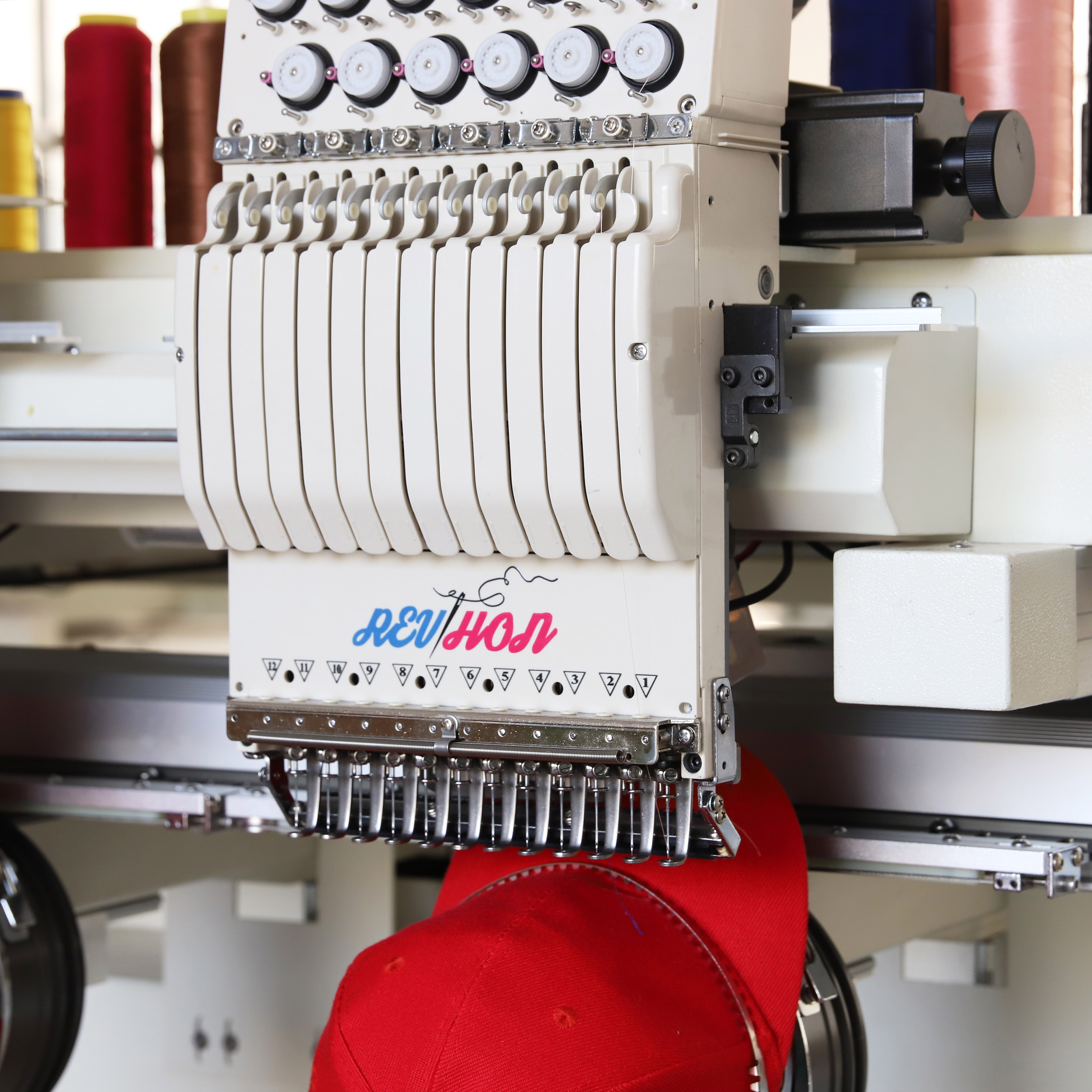 High Quality Professional Automatic Computerized 4 Heads Embroidery Machine