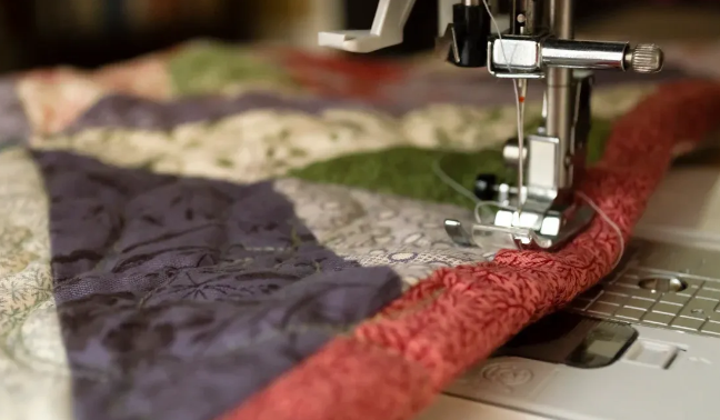 What Is A Good Sewing Machine for Quilting And Embroidery.png